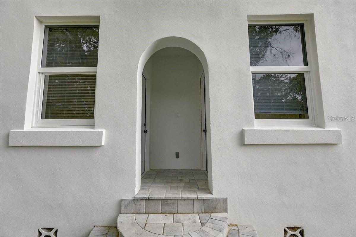 Image 4 of 42 For 1862 6th Street