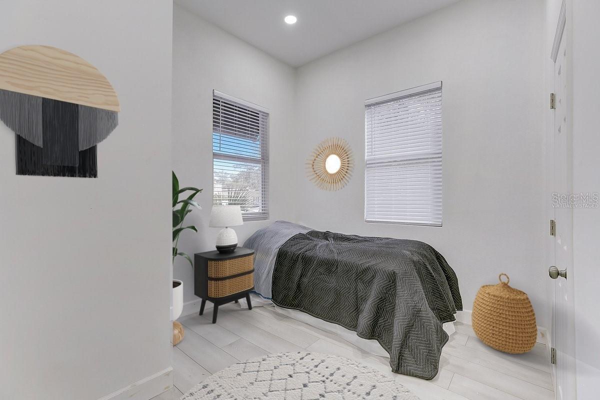 Image 6 of 42 For 1862 6th Street