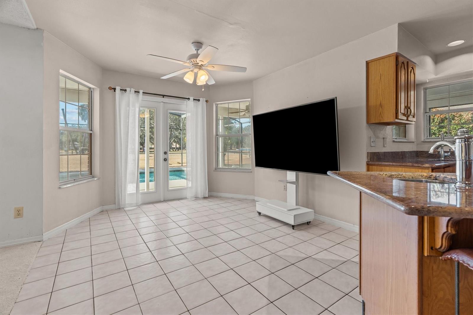 Image 14 of 45 For 2220 Tournament Court