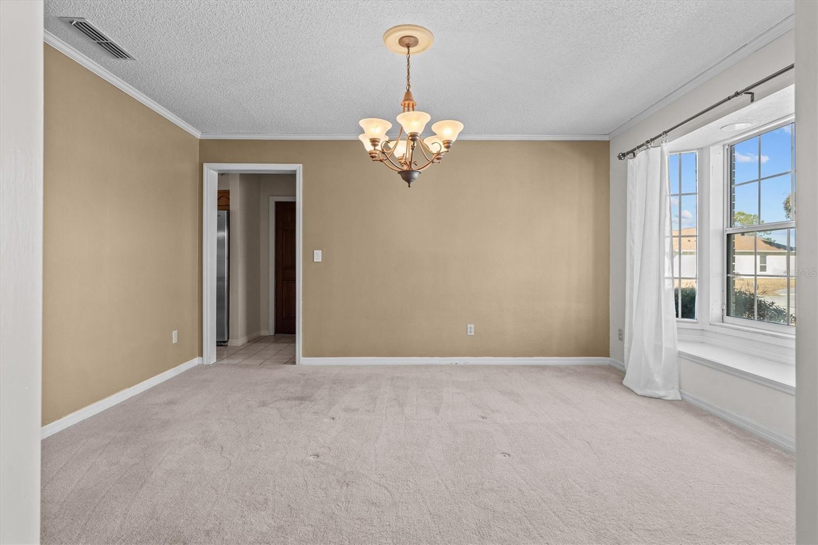 Image 9 of 45 For 2220 Tournament Court