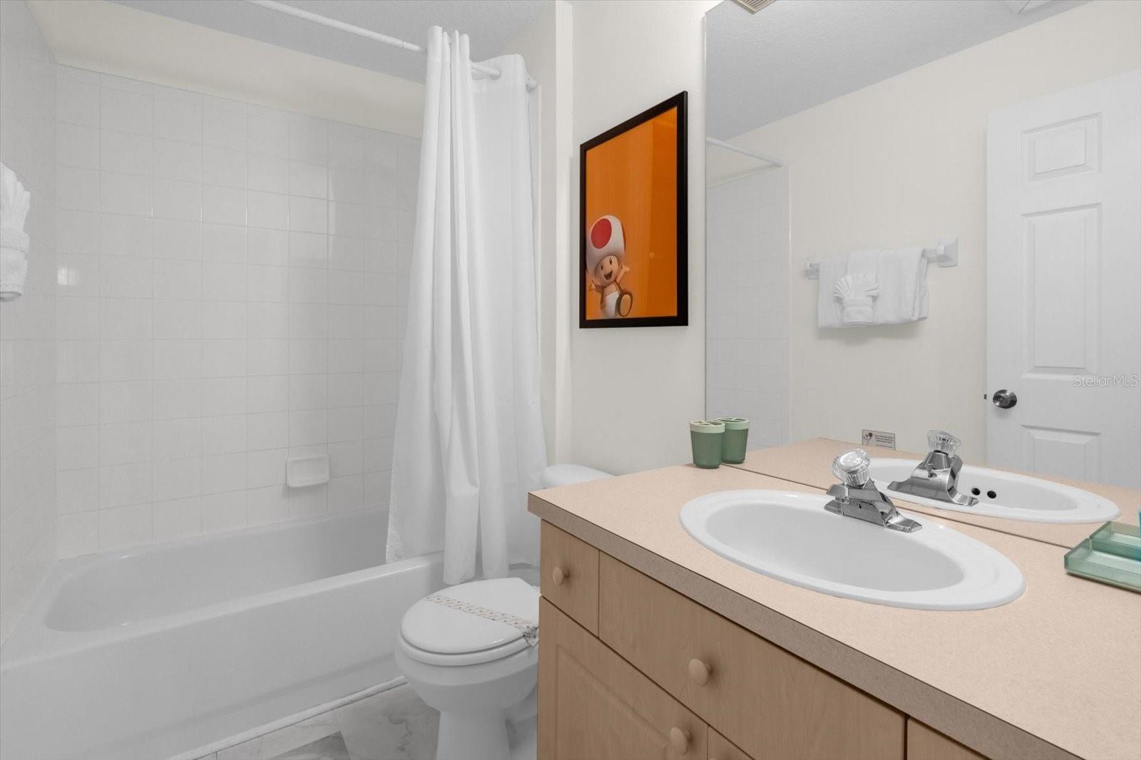 Image 22 of 52 For 2323 Silver Palm Drive