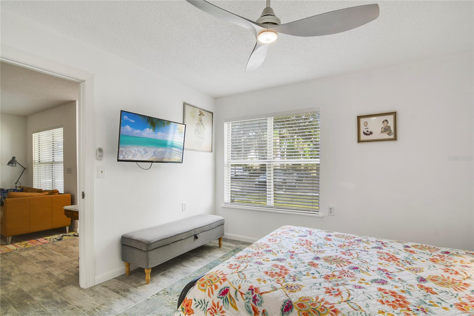 Image 13 of 27 For 1600 Big Tree Road B1