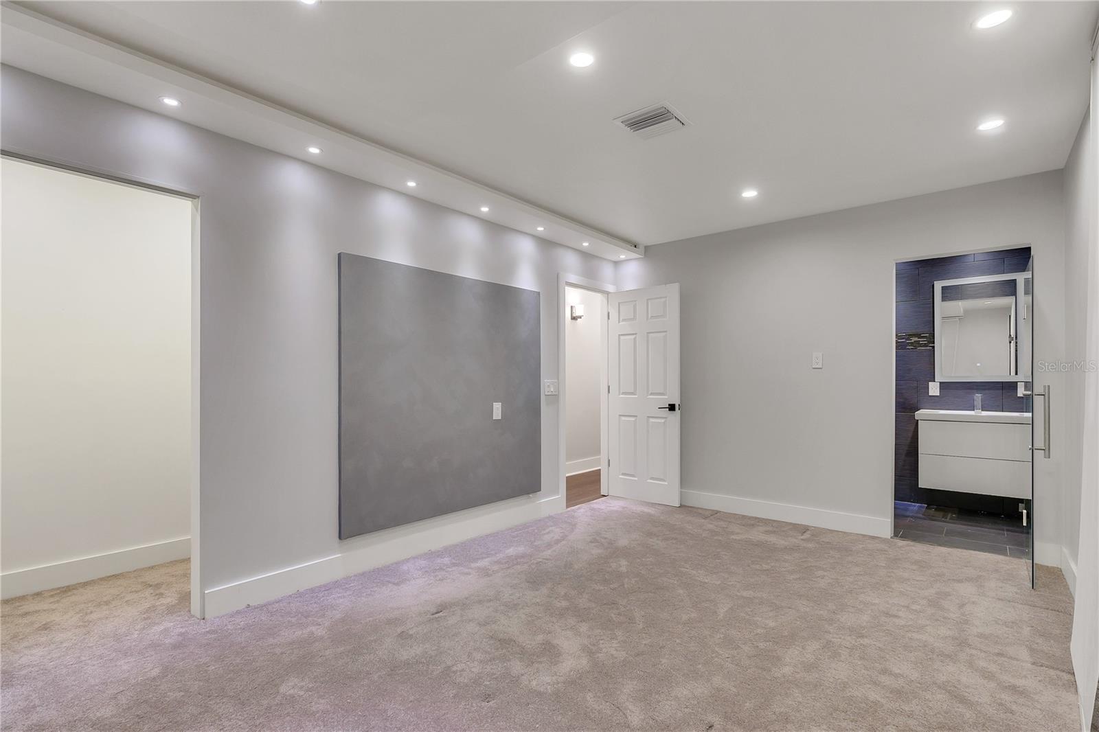 Image 16 of 22 For 283 Ranger Boulevard