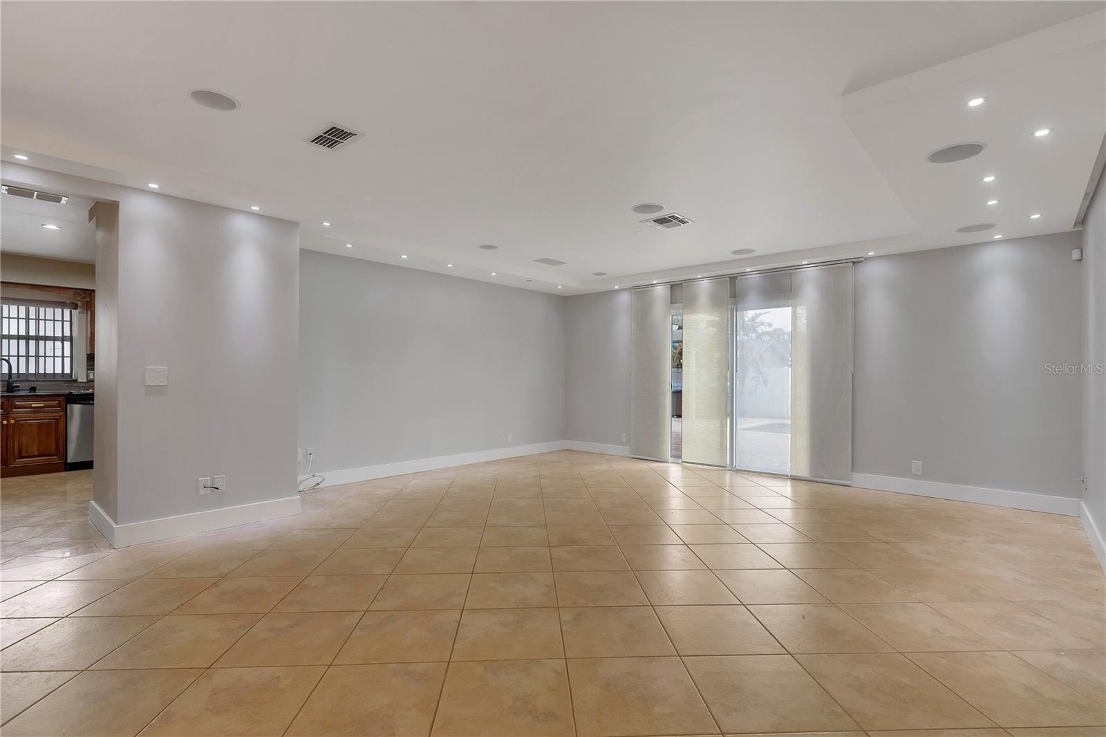 Image 4 of 22 For 283 Ranger Boulevard