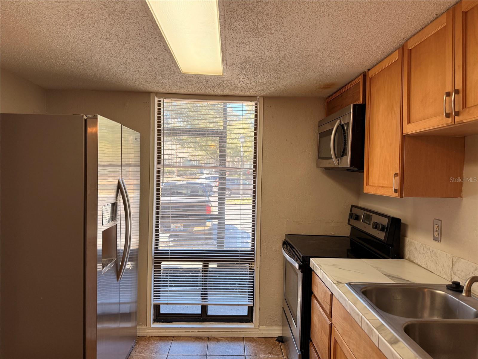 Image 4 of 16 For 407 Sheoah Boulevard 13