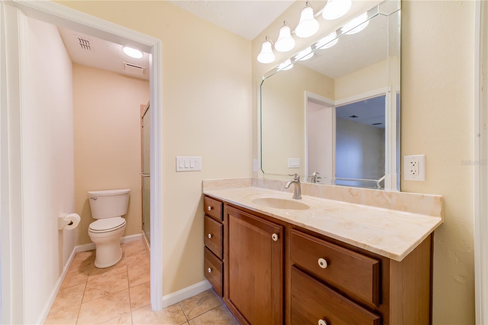 Listing photo id 18 for 12255 Virginia Drive