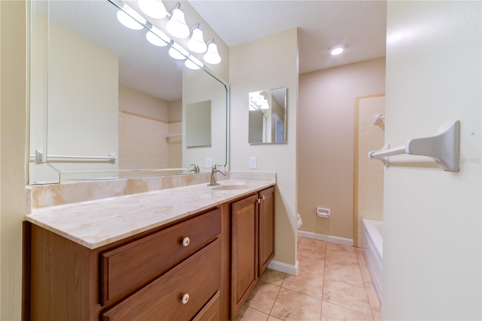Listing photo id 25 for 12255 Virginia Drive
