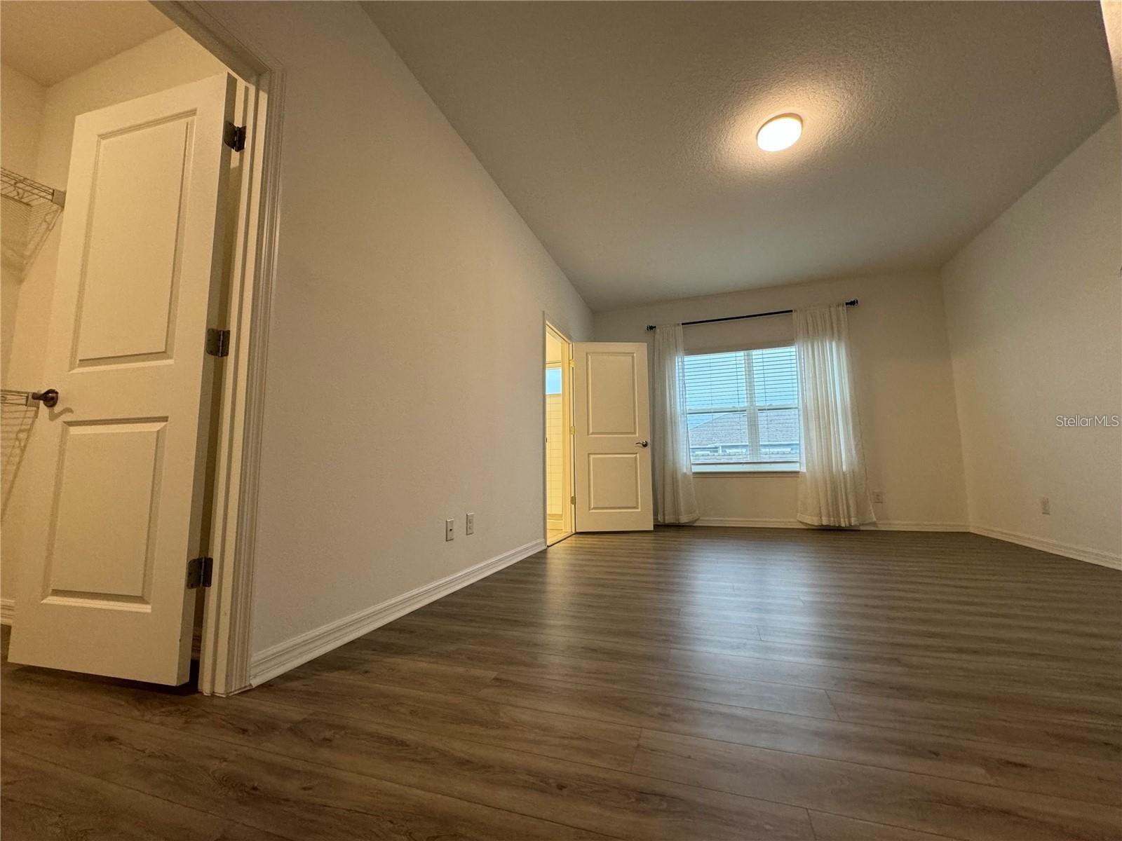 Image 13 of 37 For 11187 Hanlon Terrace Alley