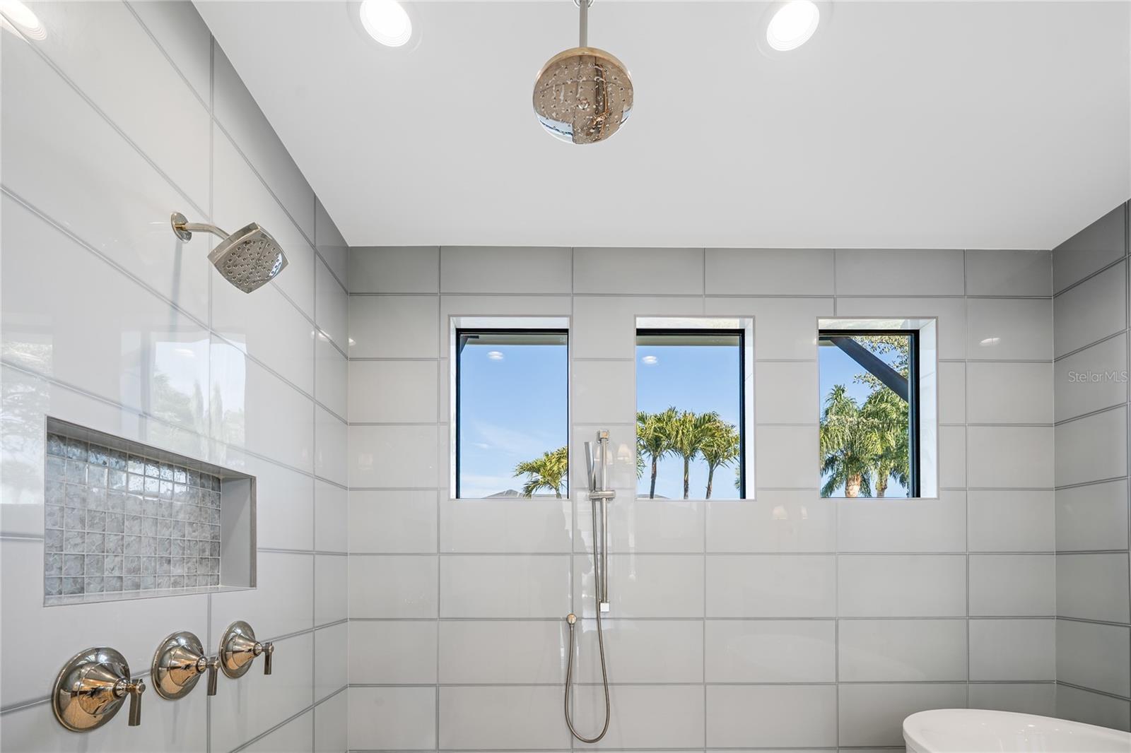 Image 59 of 94 For 9058 Star Island Way