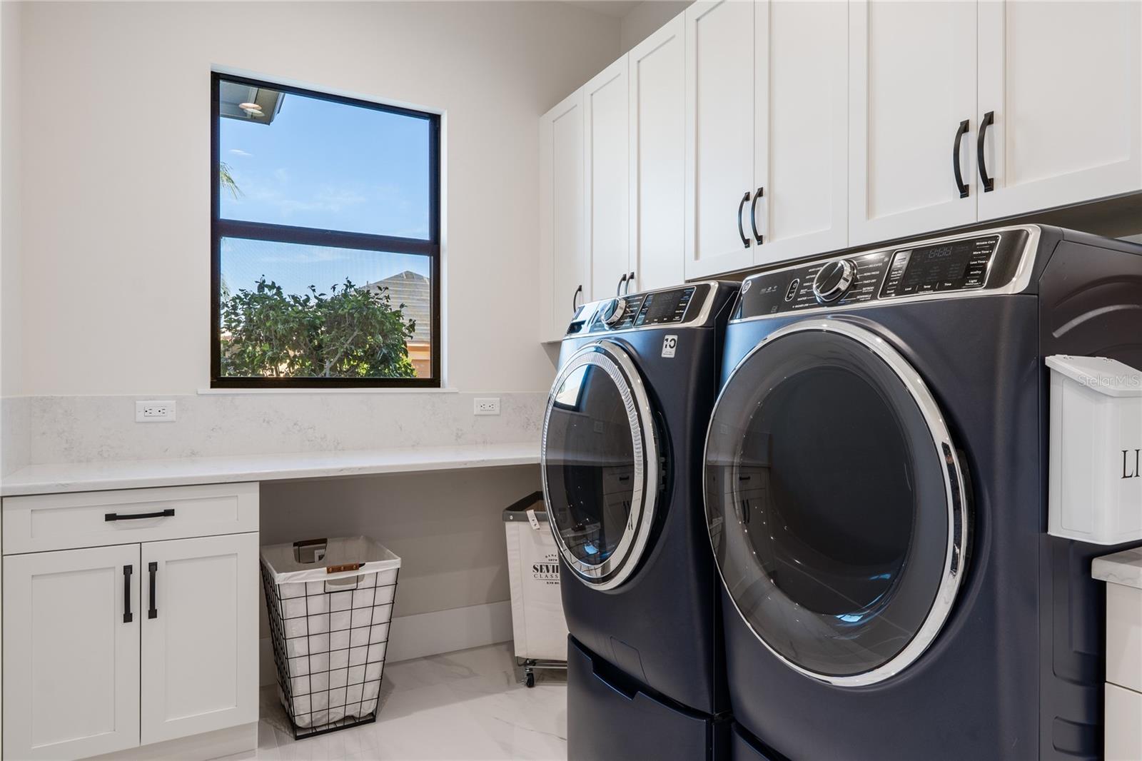 Image 68 of 94 For 9058 Star Island Way