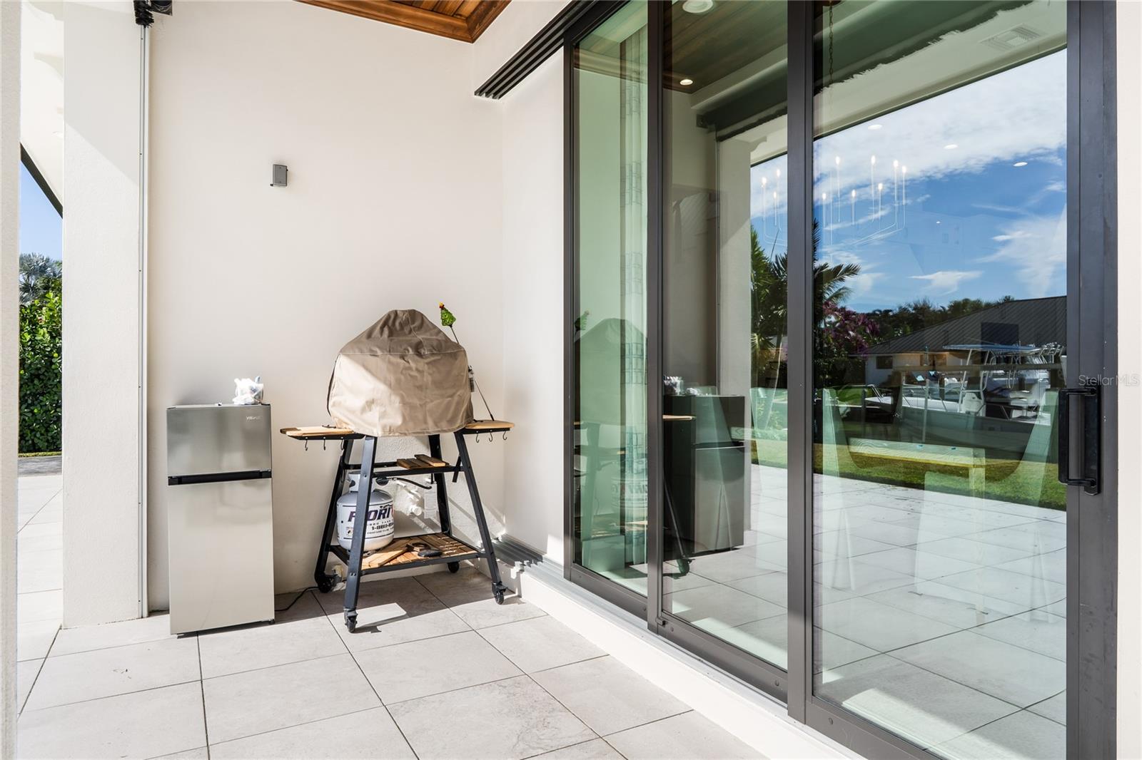 Image 76 of 94 For 9058 Star Island Way