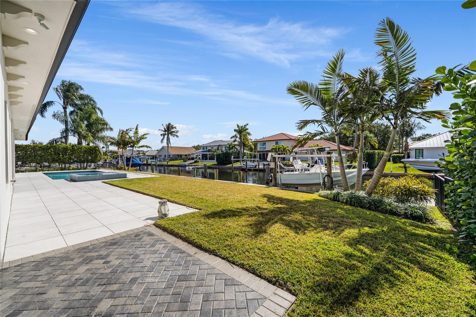 Image 87 of 94 For 9058 Star Island Way