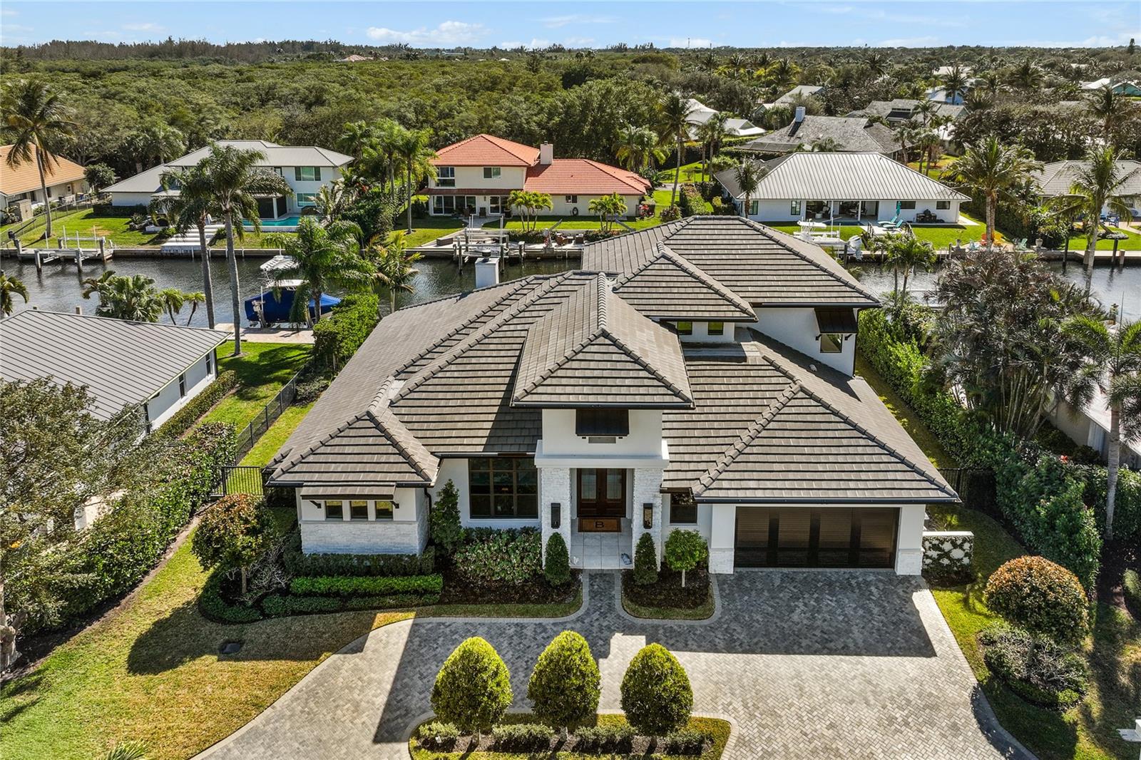 Image 88 of 94 For 9058 Star Island Way