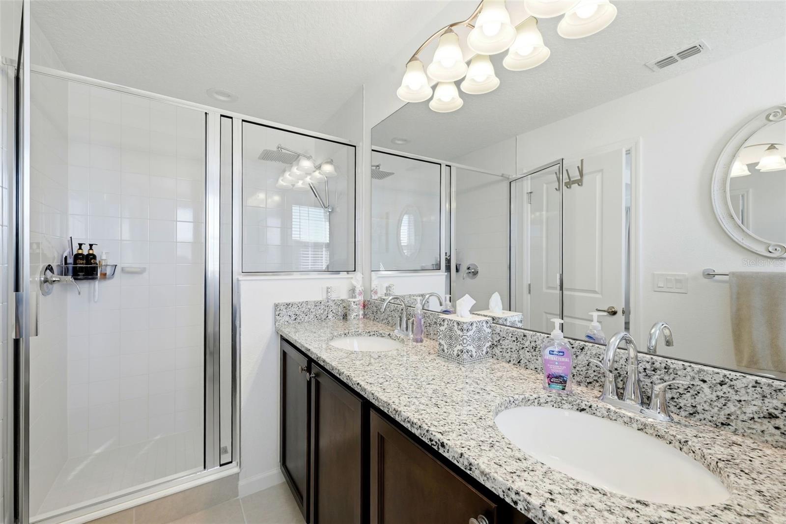 Image 27 of 43 For 14075 Lochend Way