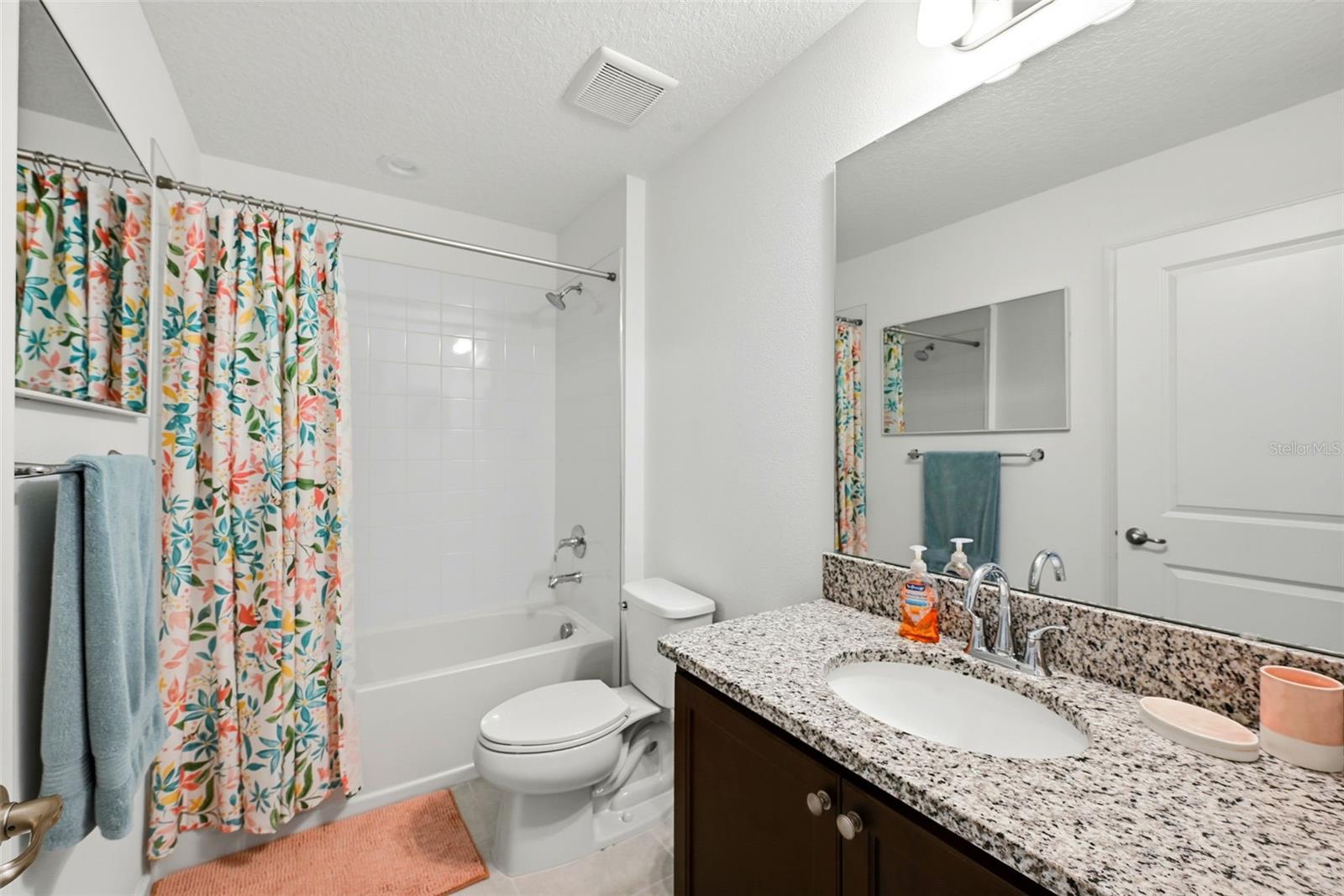 Image 30 of 43 For 14075 Lochend Way