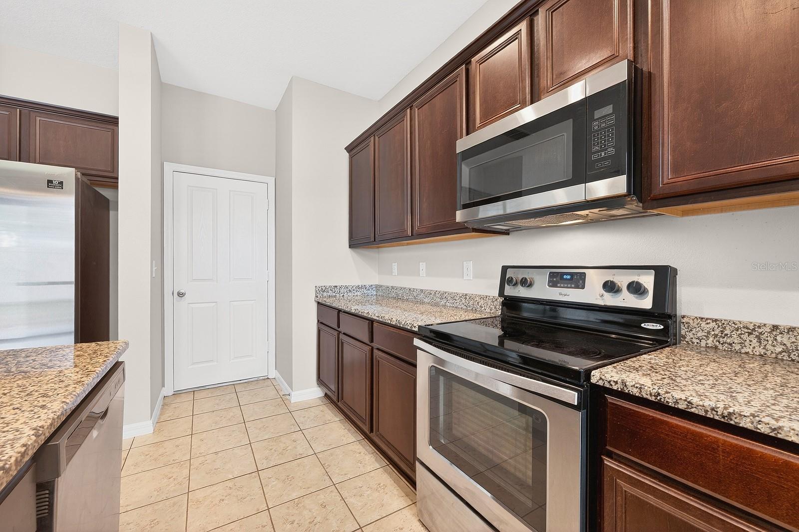 Image 10 of 35 For 1709 Calm Waters Court