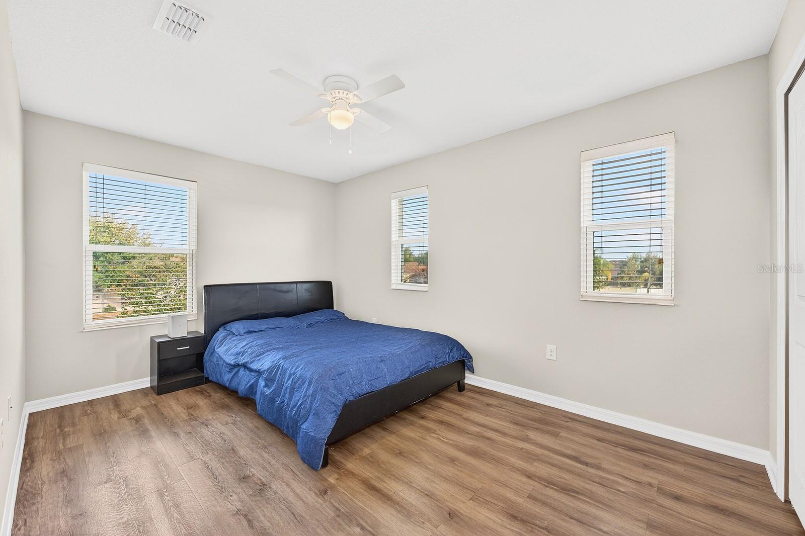 Image 24 of 35 For 1709 Calm Waters Court