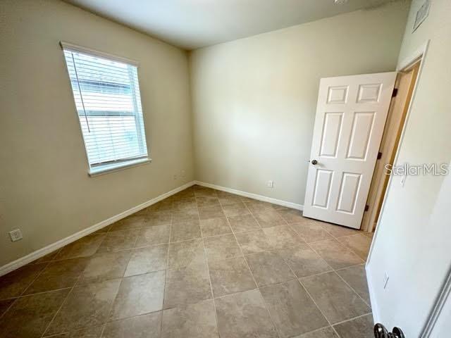 Image 16 of 40 For 17176 Goldcrest Loop