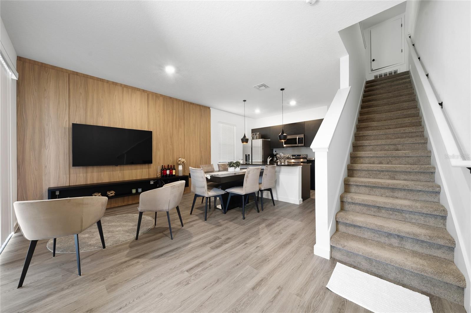 Image 2 of 24 For 3227 Sustainable Way