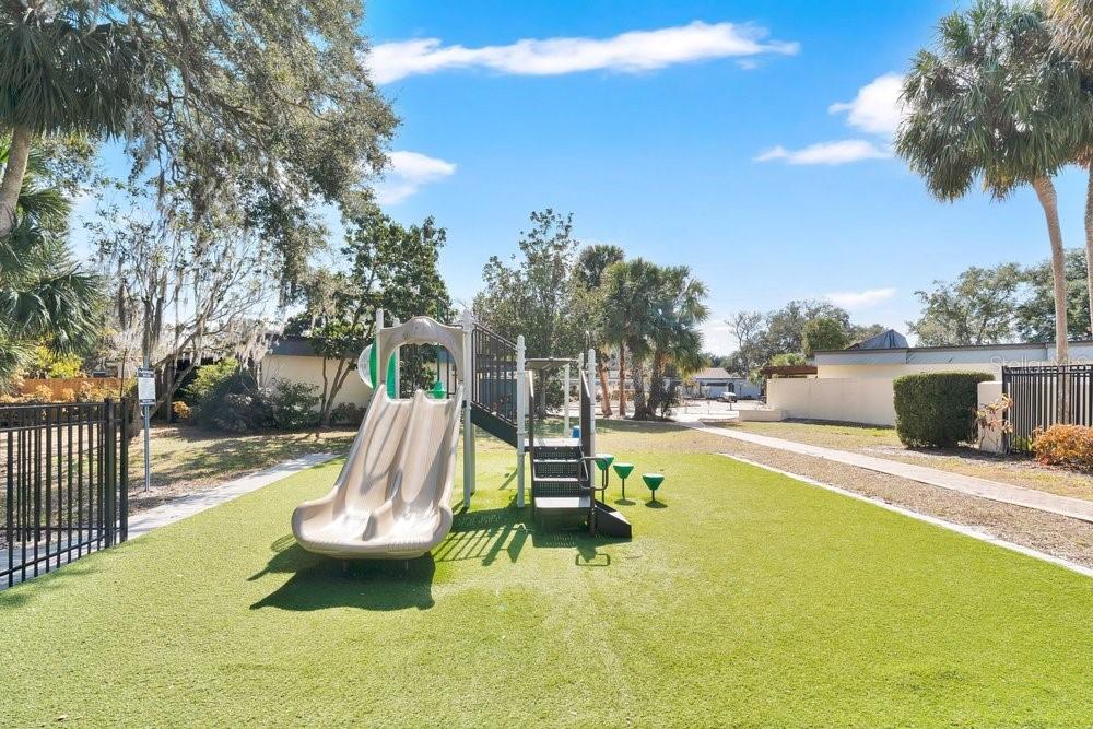 Image 29 of 39 For 2530 Leeward Way