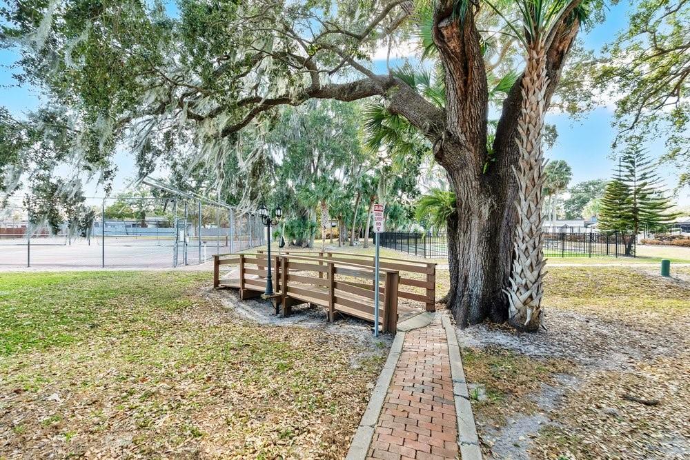 Image 30 of 39 For 2530 Leeward Way