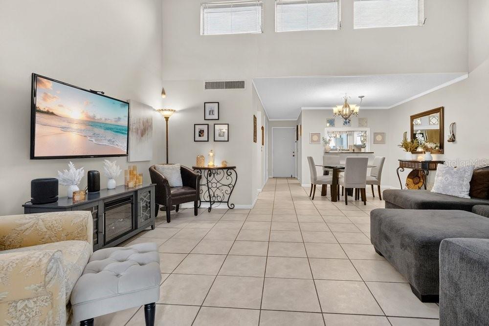 Image 4 of 39 For 2530 Leeward Way