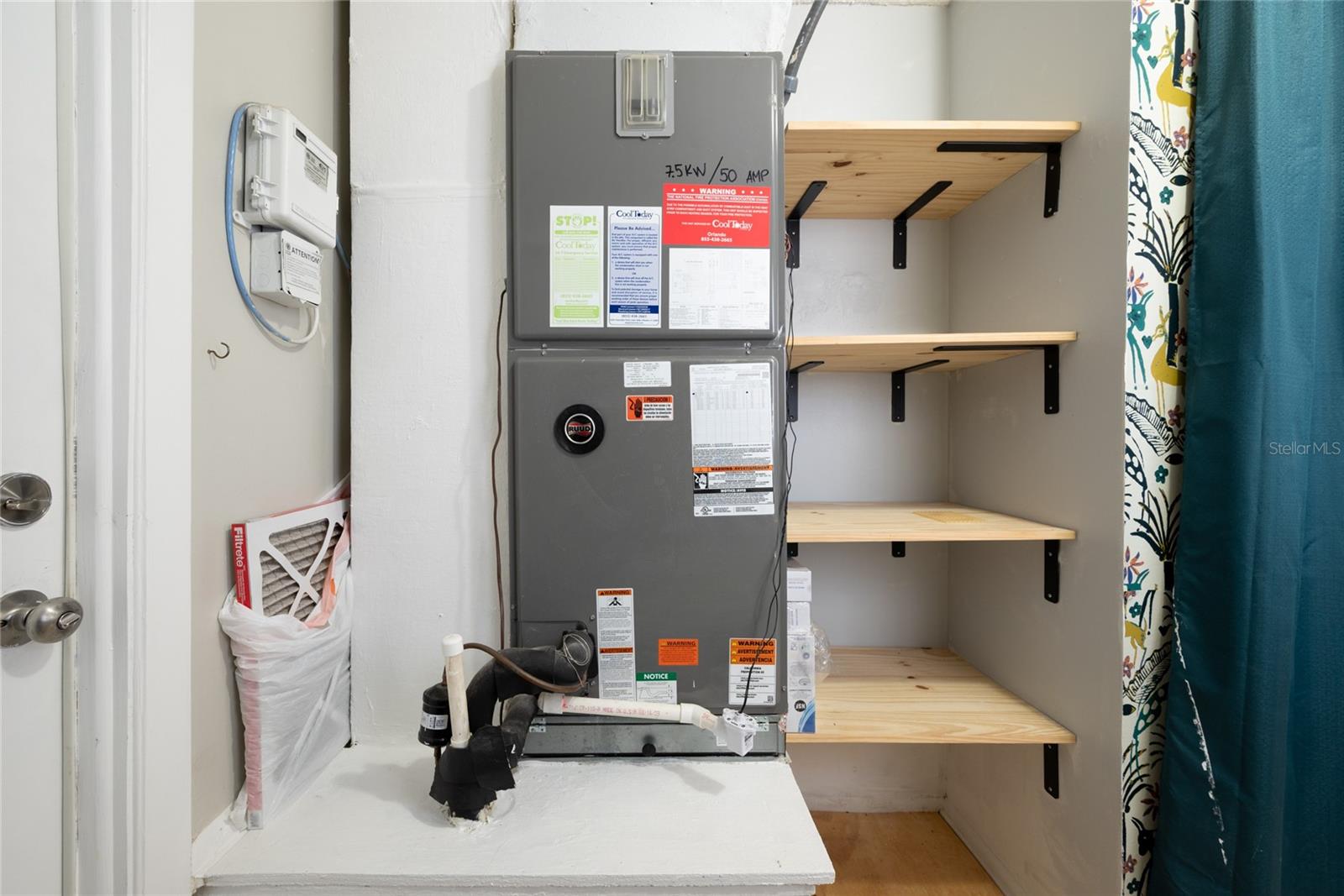 Image 36 of 36 For 30 Cornwall Court