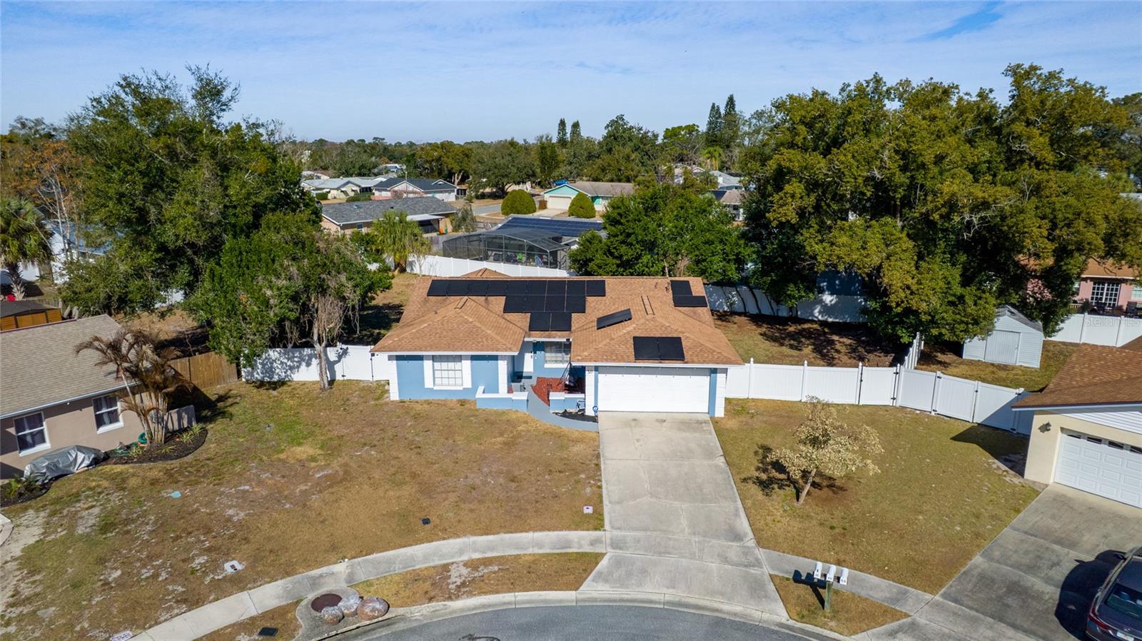 Image 4 of 36 For 30 Cornwall Court