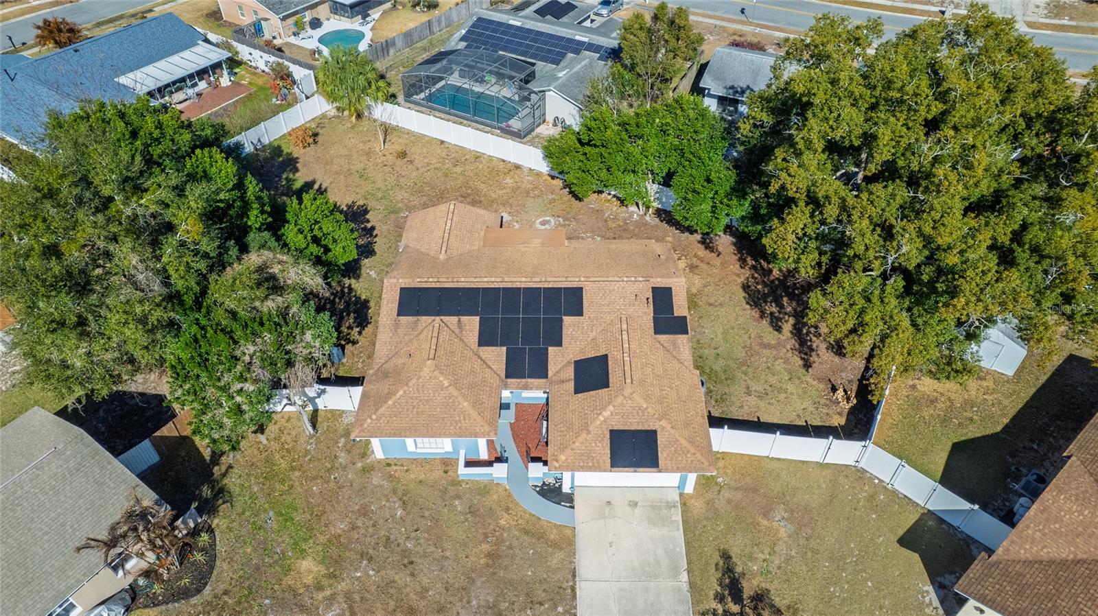 Image 5 of 36 For 30 Cornwall Court