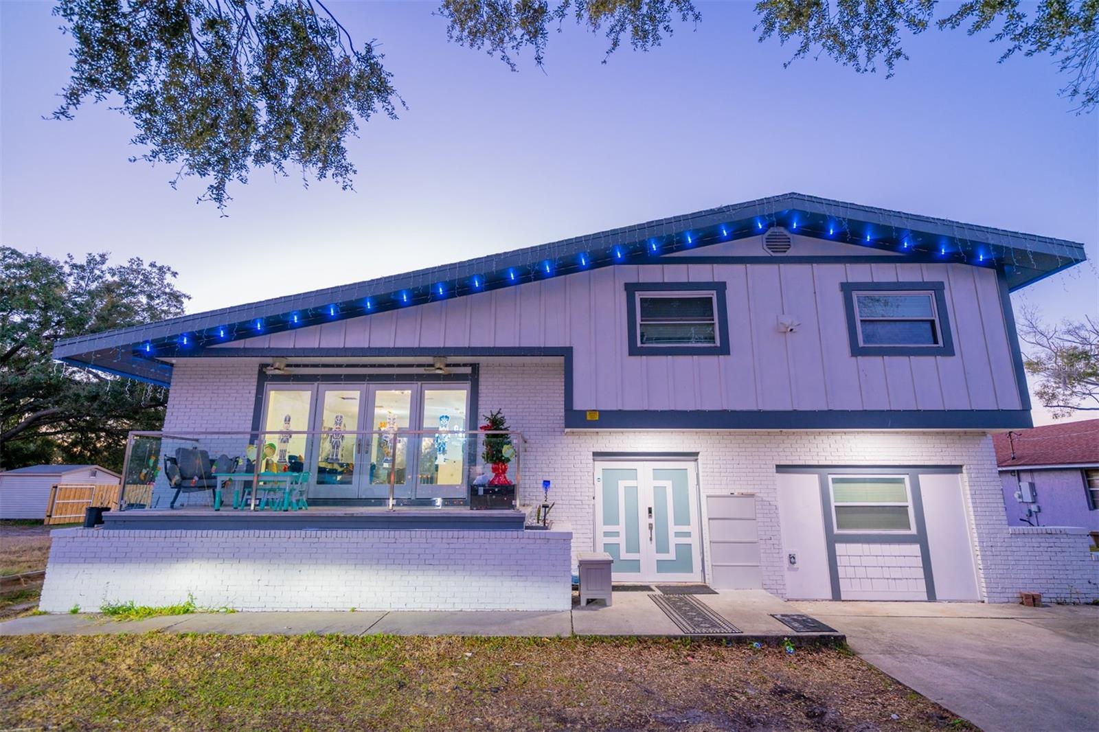 Image 3 of 57 For 2932 Larson Street