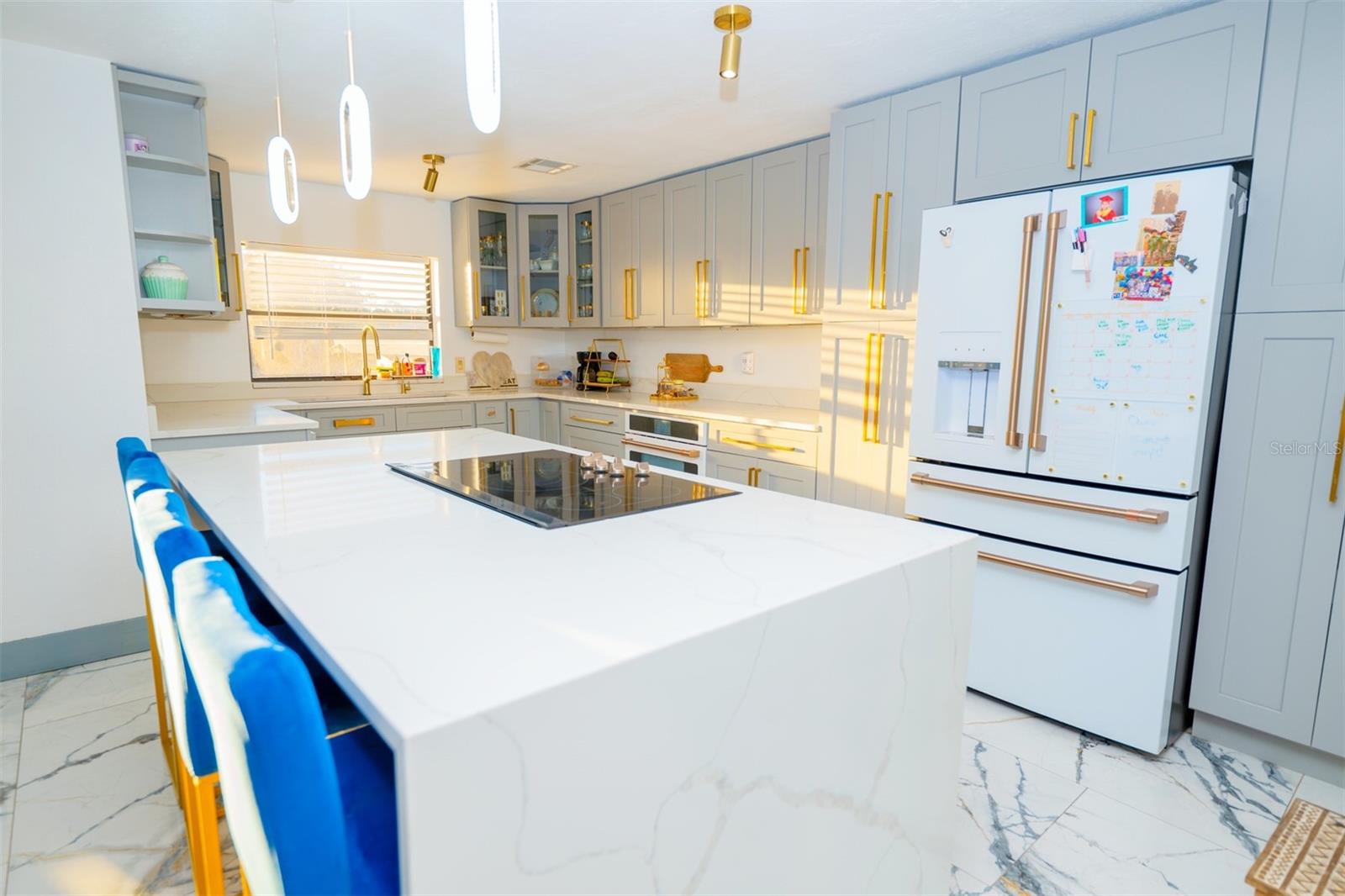 Image 55 of 57 For 2932 Larson Street