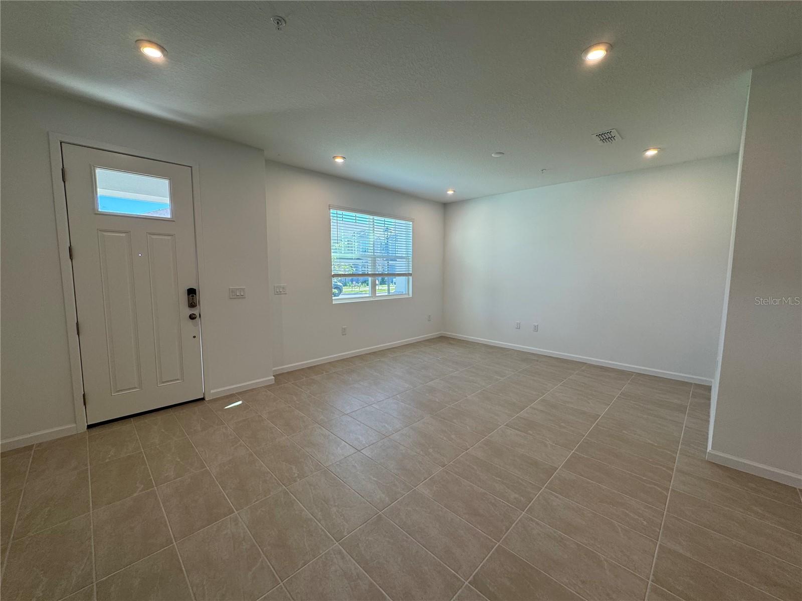 Image 7 of 28 For 2751 Camellia Flower Street