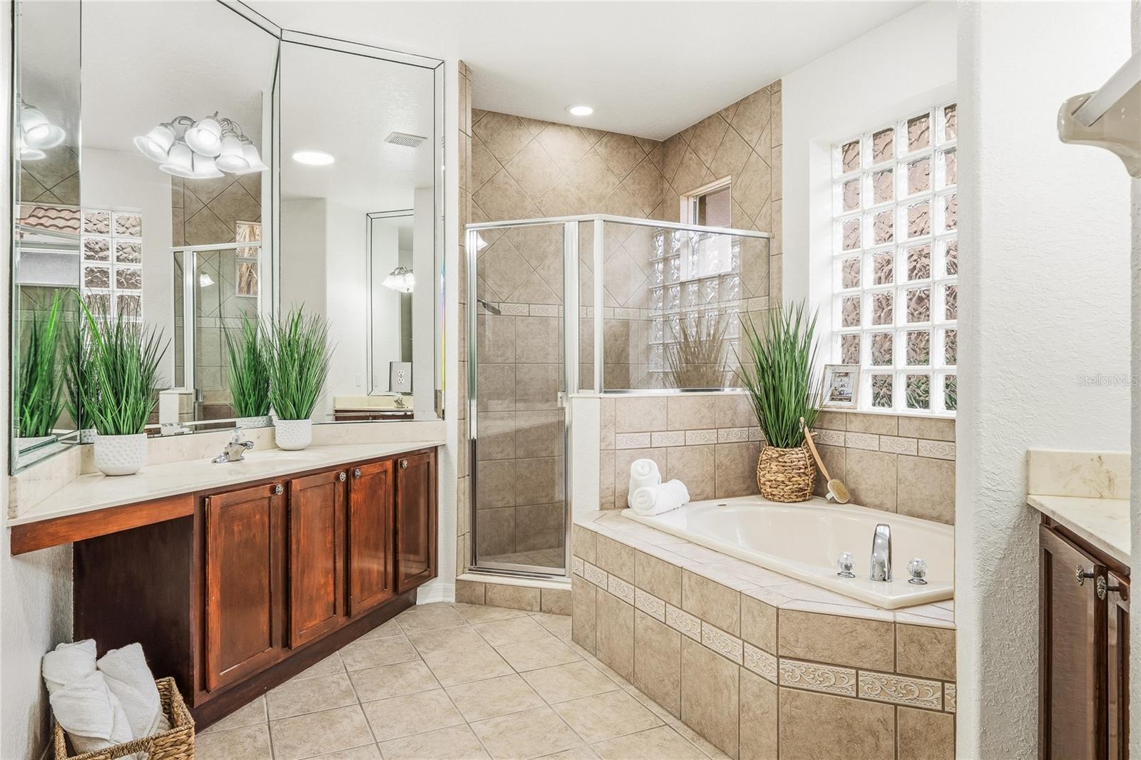 Image 20 of 53 For 9059 Tuscan Valley Place