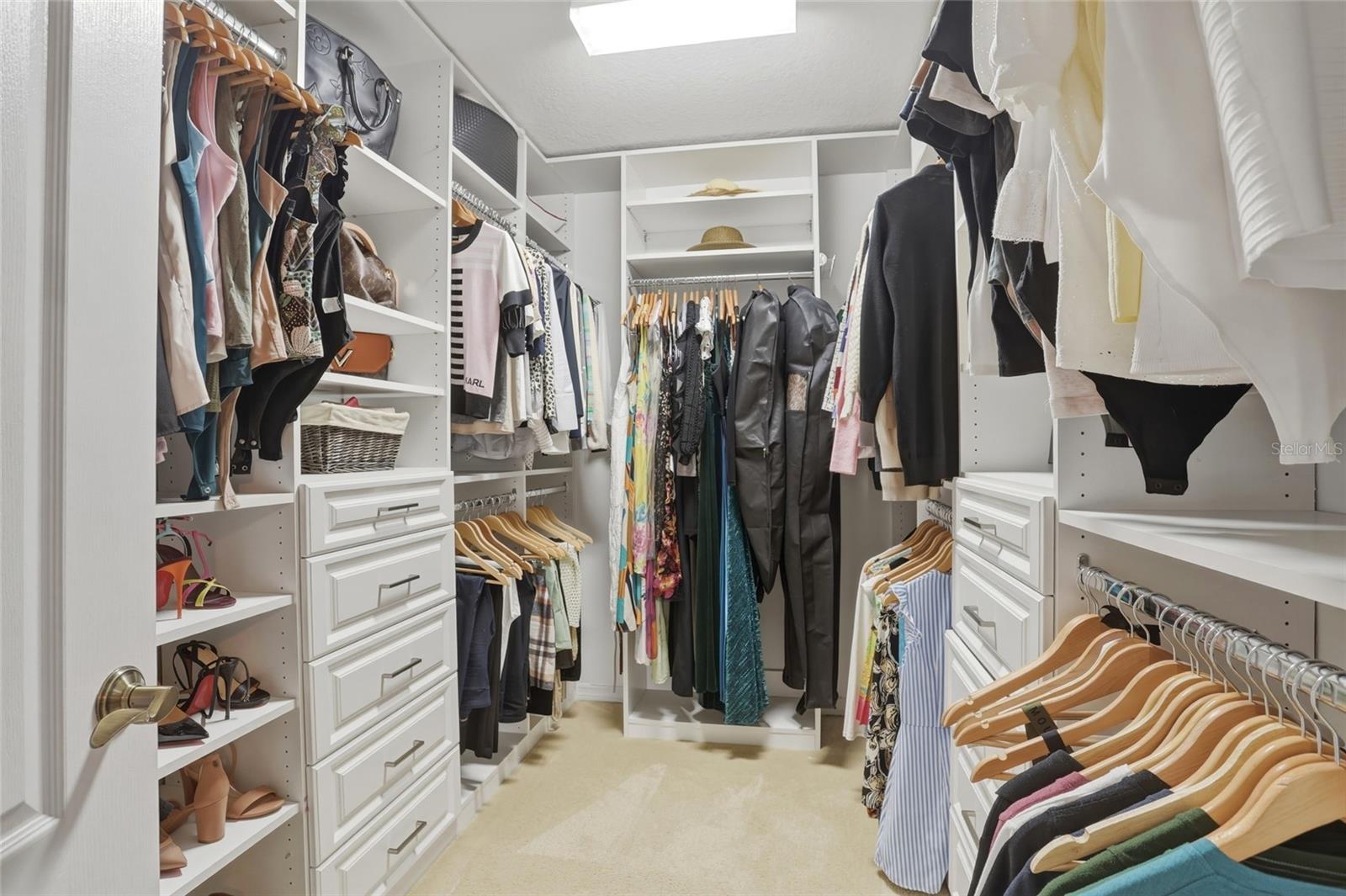 Image 25 of 47 For 13013 Overstreet Road