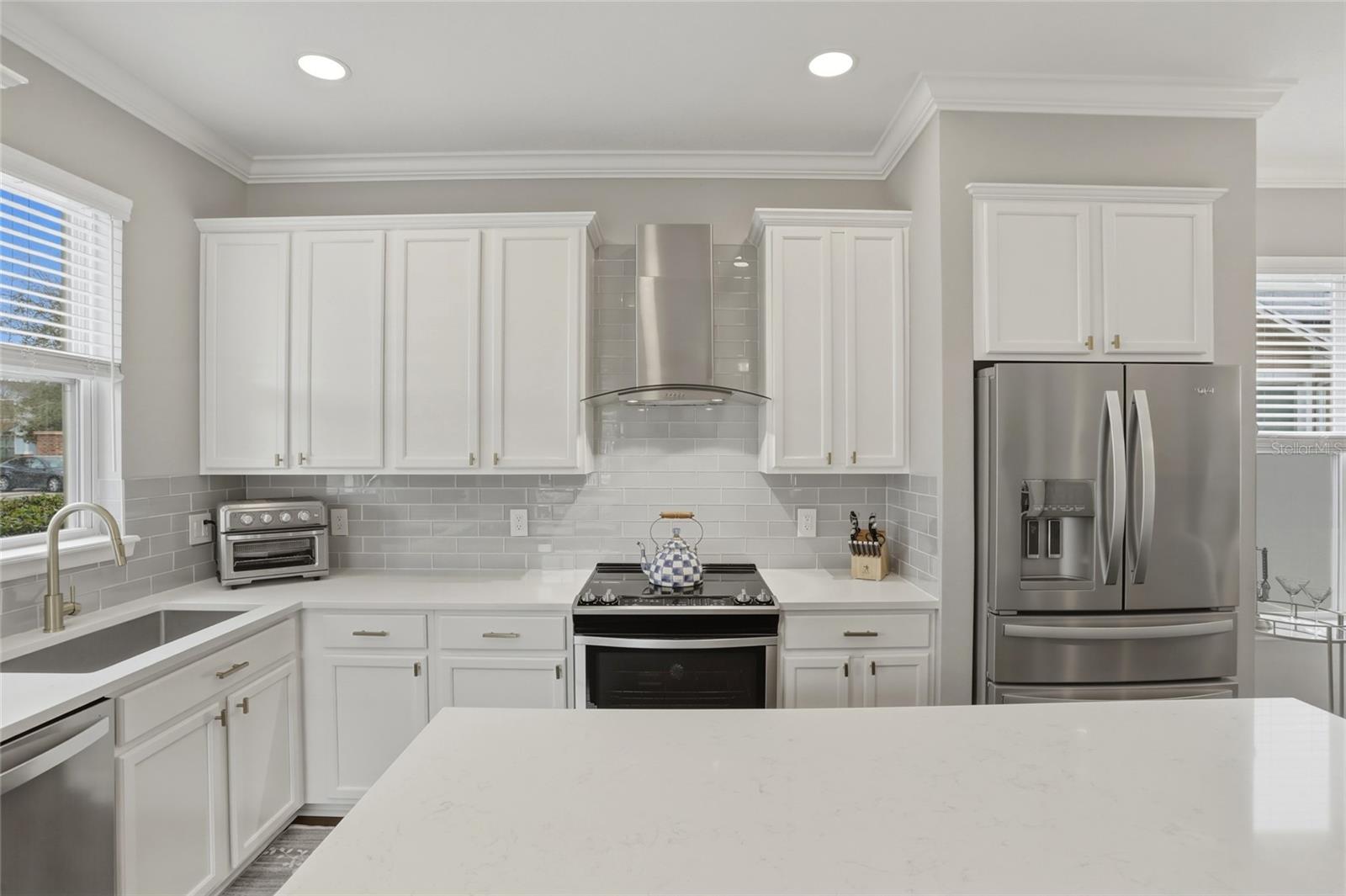 Image 5 of 47 For 13013 Overstreet Road