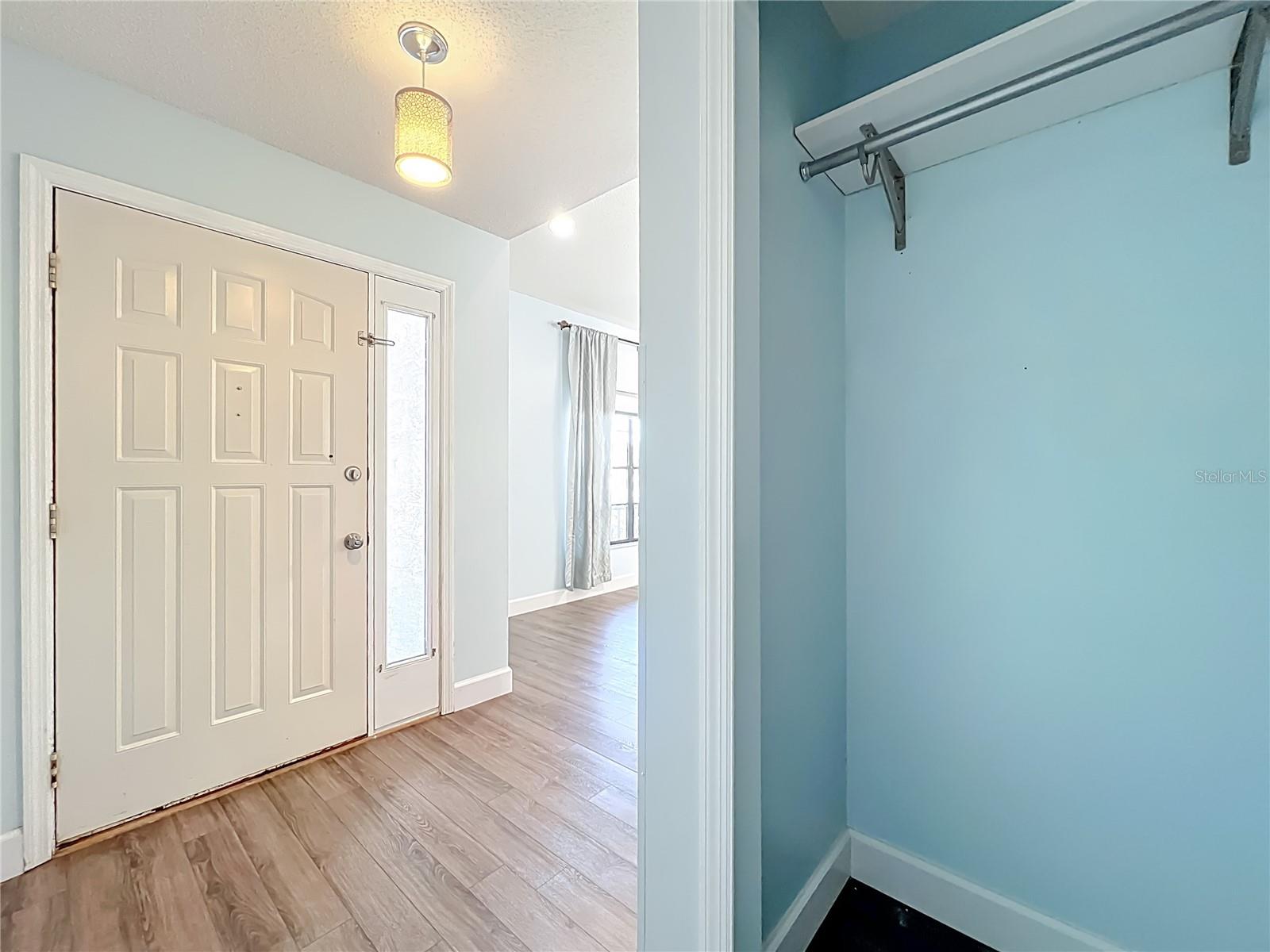 Image 12 of 54 For 4637 Creekview Lane