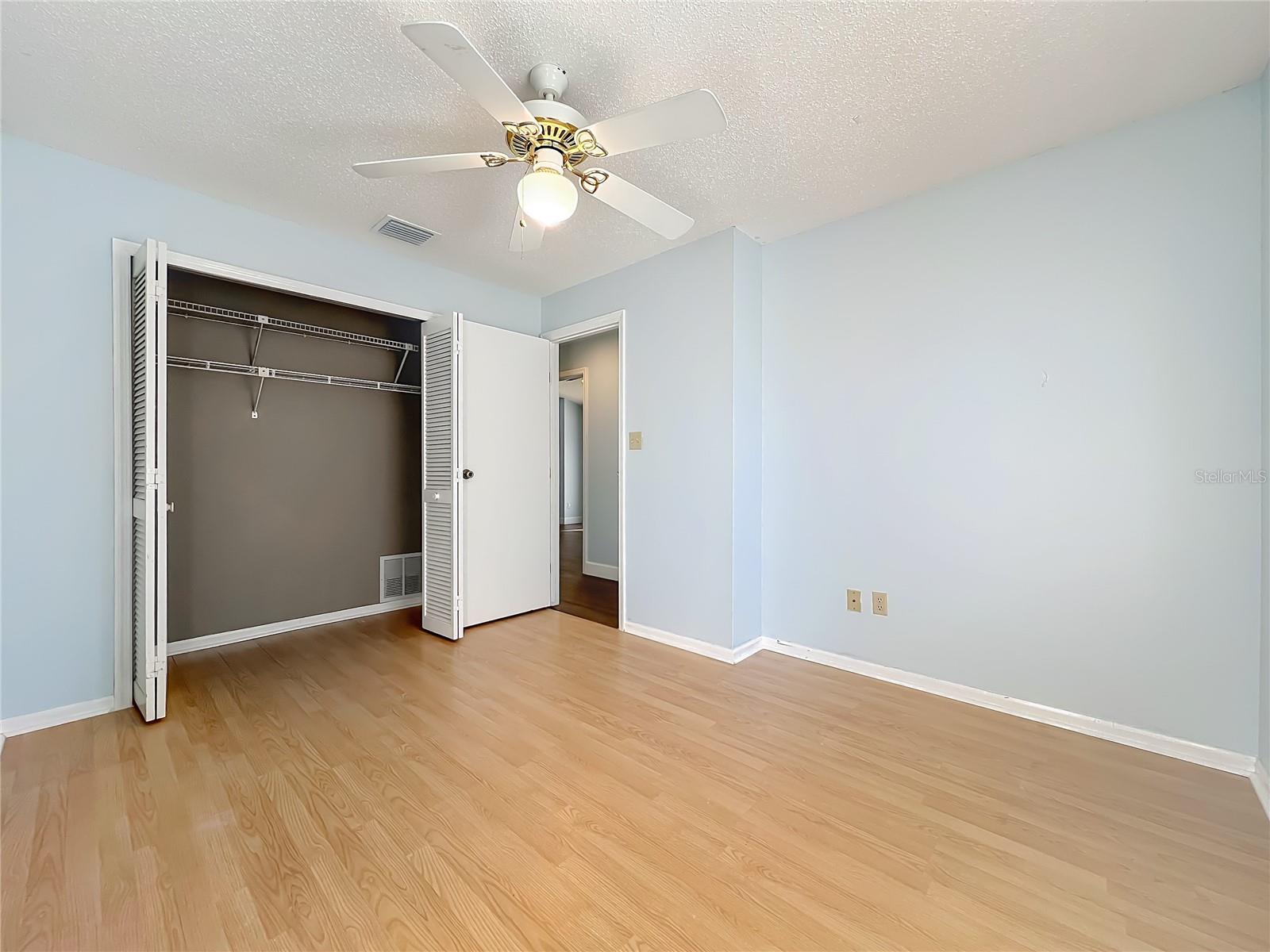 Image 37 of 54 For 4637 Creekview Lane