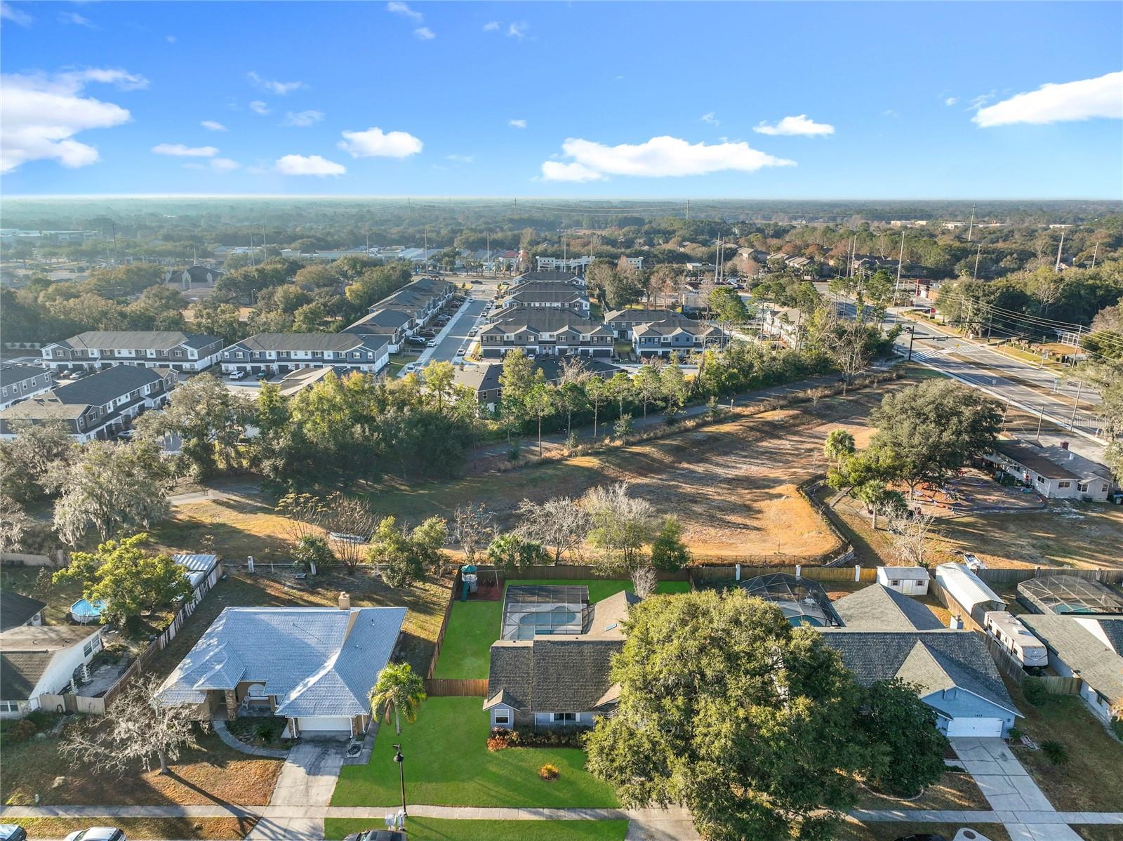 Image 4 of 54 For 4637 Creekview Lane