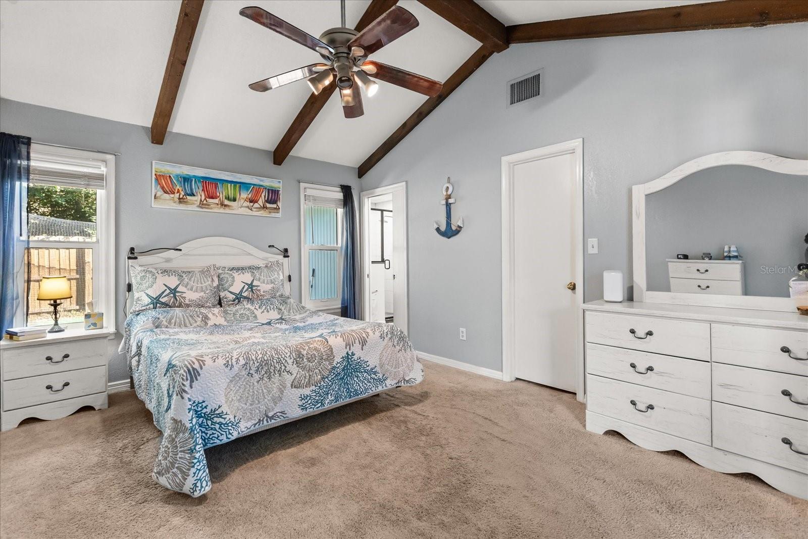 Image 12 of 25 For 333 Forest Road