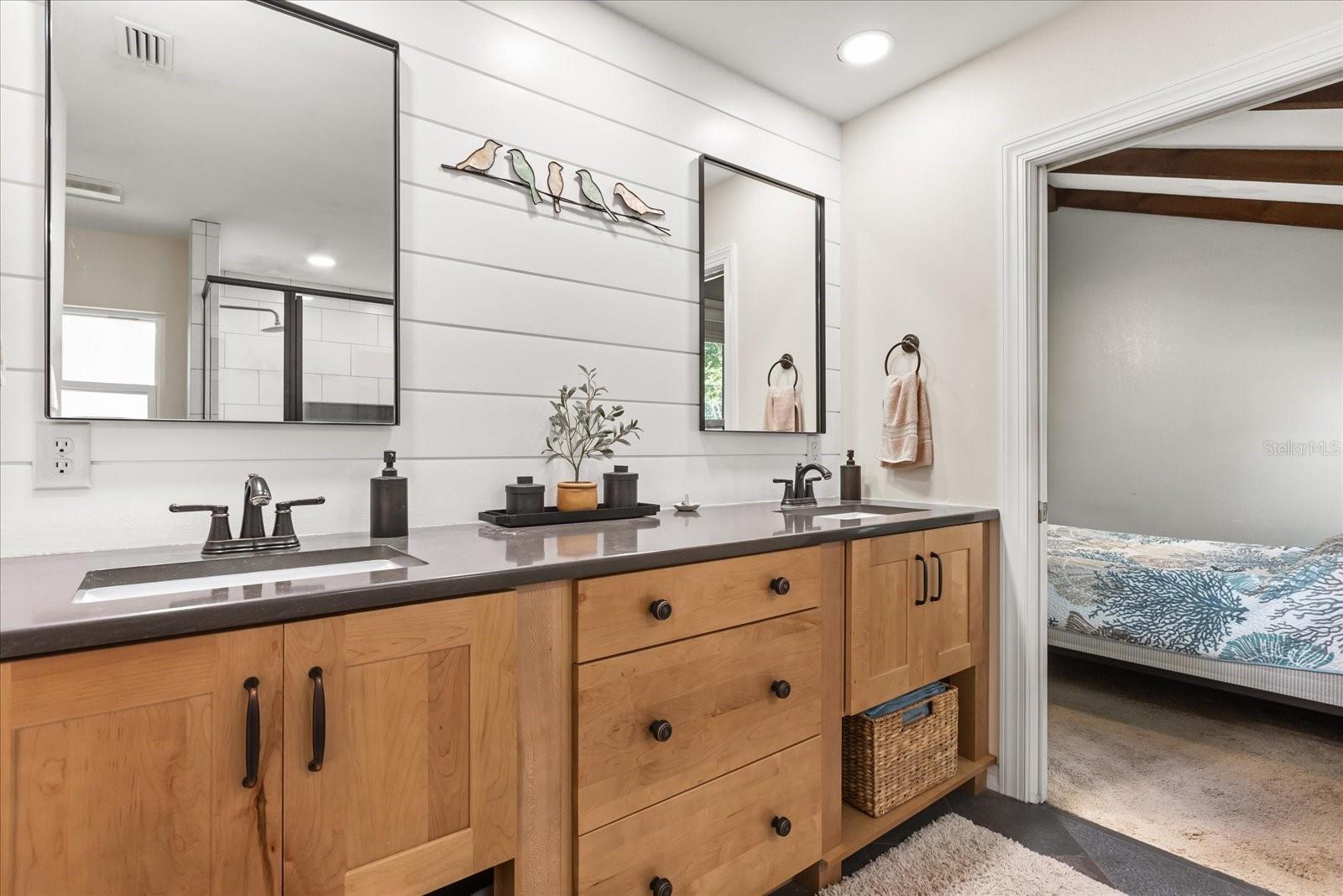 Image 14 of 25 For 333 Forest Road