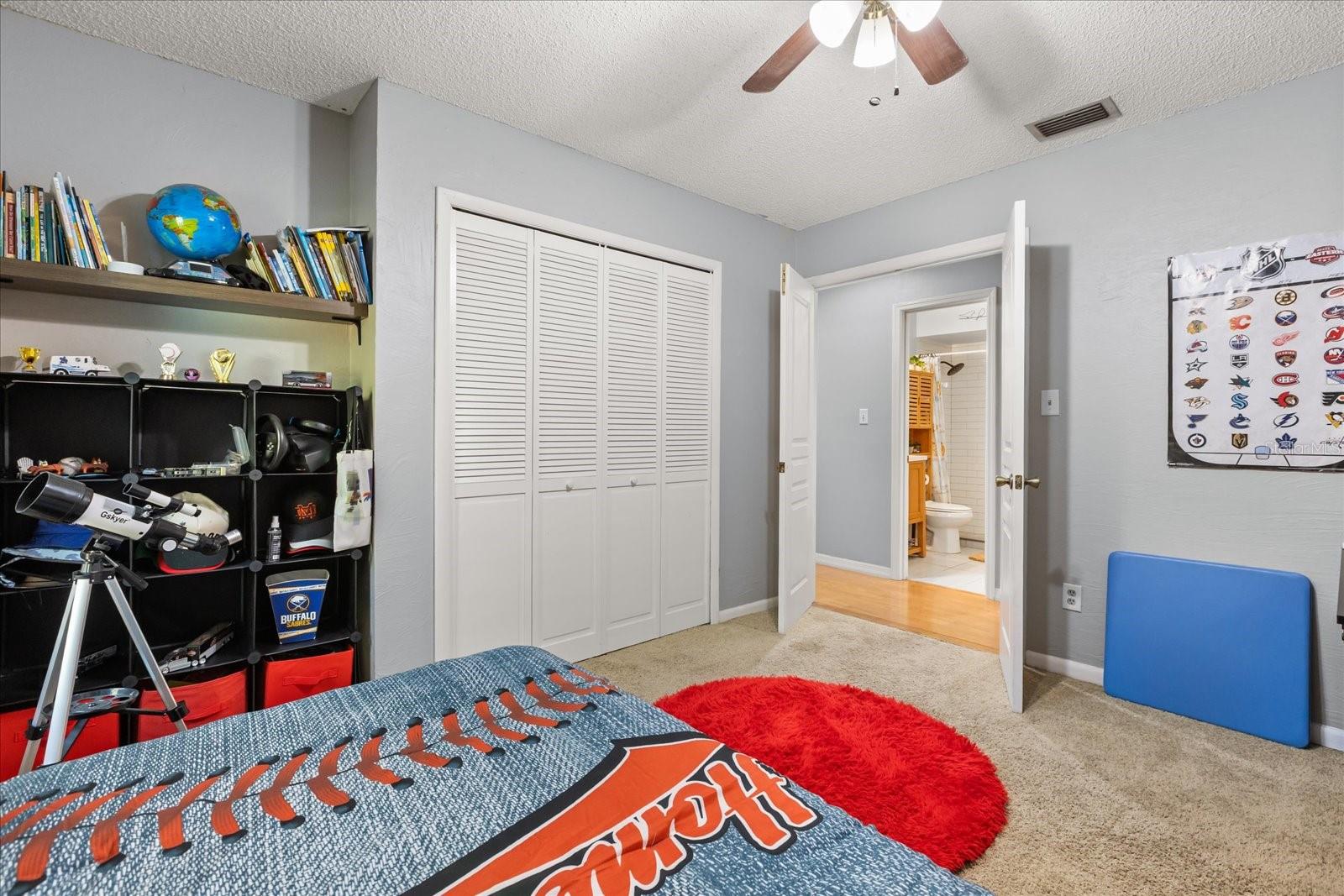 Image 17 of 25 For 333 Forest Road