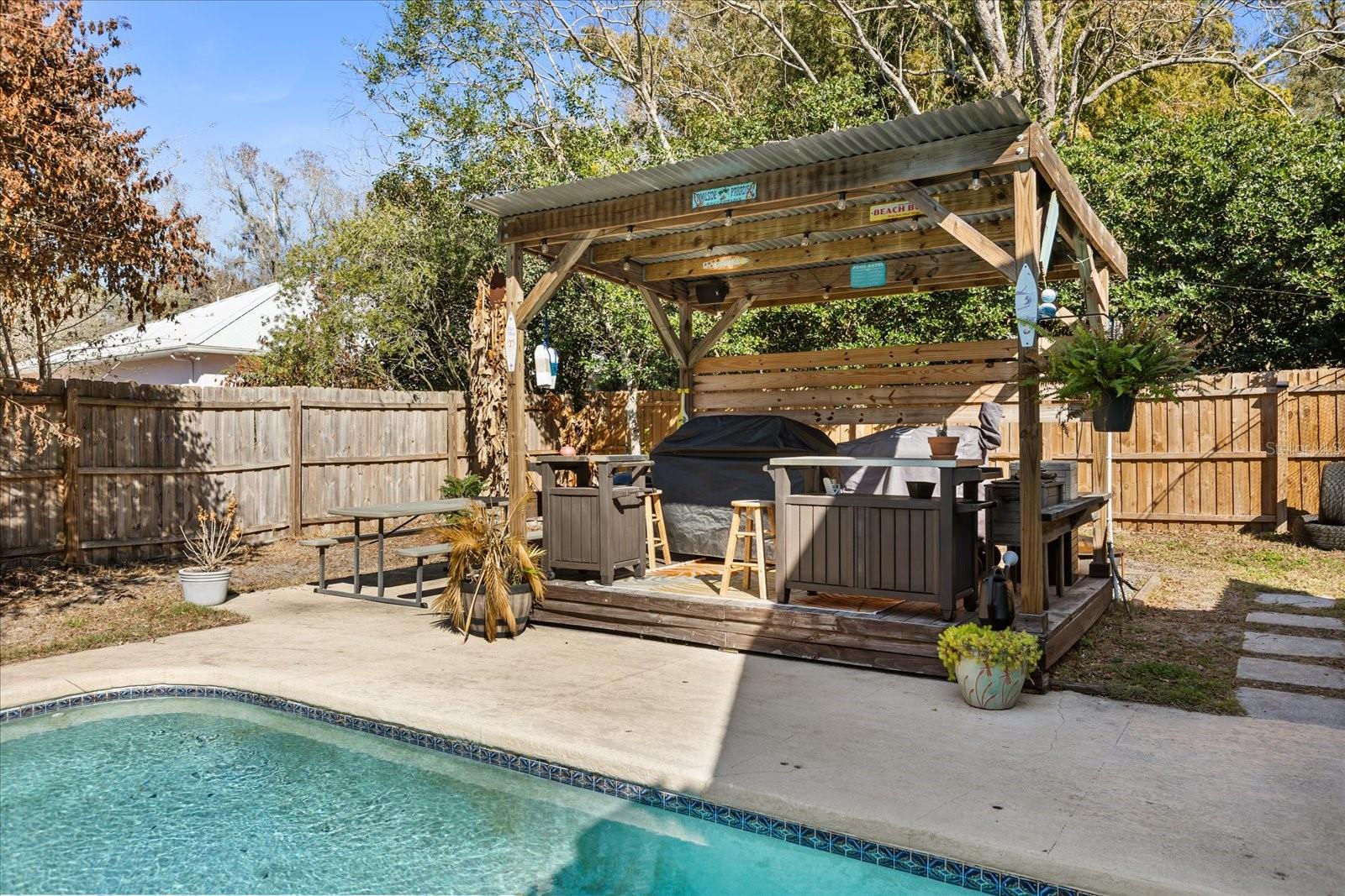 Image 21 of 25 For 333 Forest Road