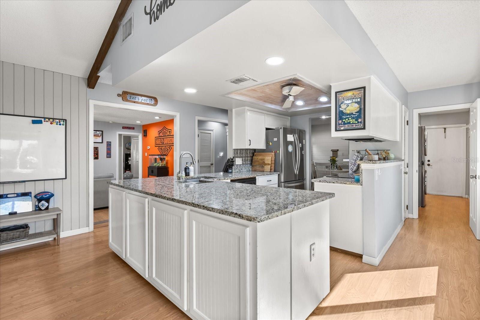 Image 4 of 25 For 333 Forest Road