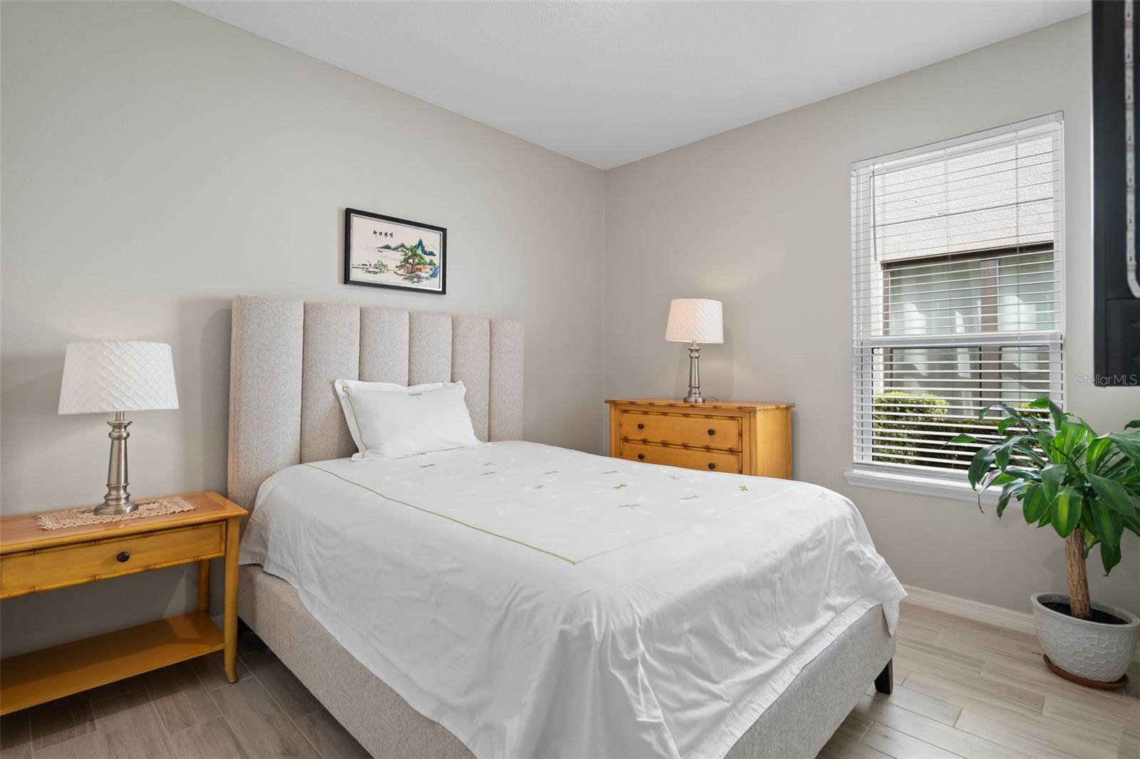 Image 20 of 42 For 1098 Wildmeadow Run