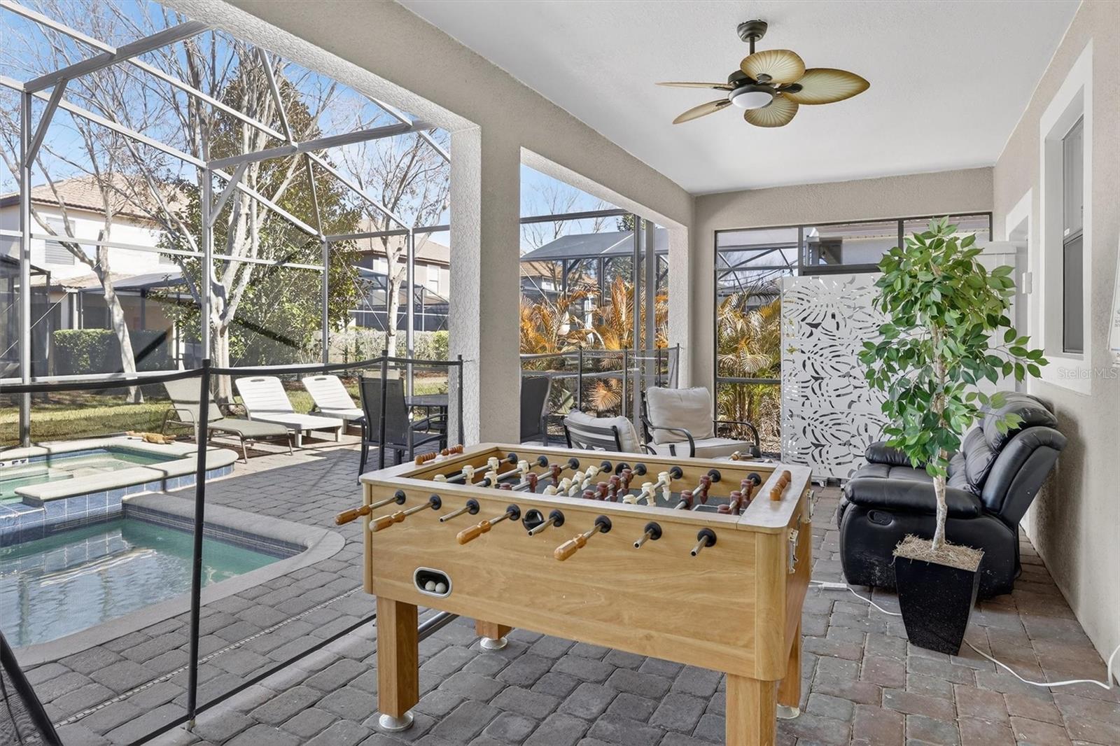 Image 24 of 100 For 9107 El Caro Lane