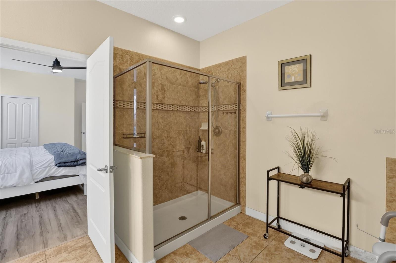 Image 36 of 100 For 9107 El Caro Lane