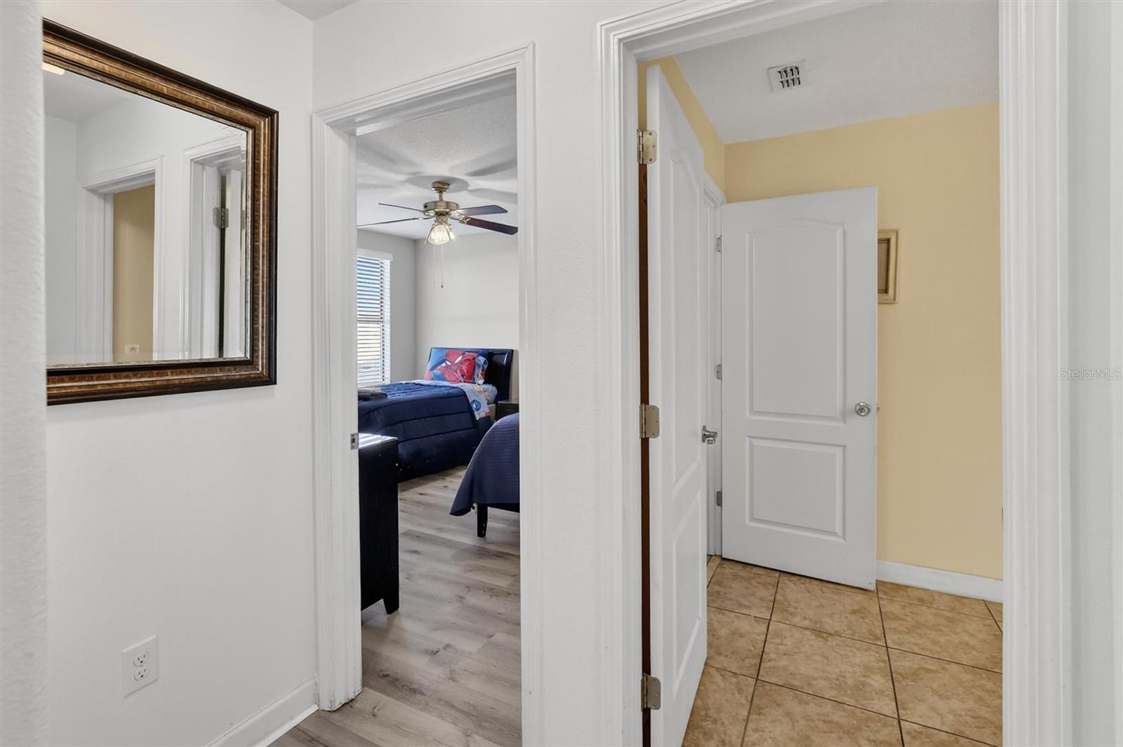 Image 46 of 100 For 9107 El Caro Lane