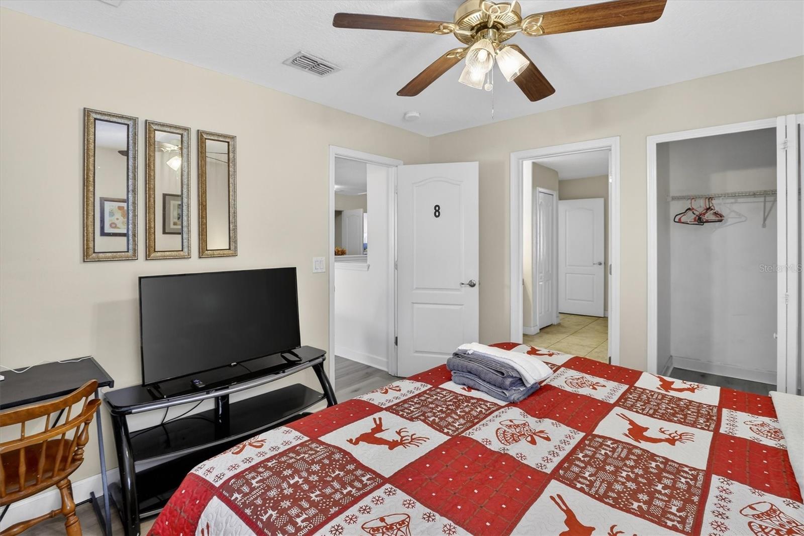 Image 57 of 100 For 9107 El Caro Lane