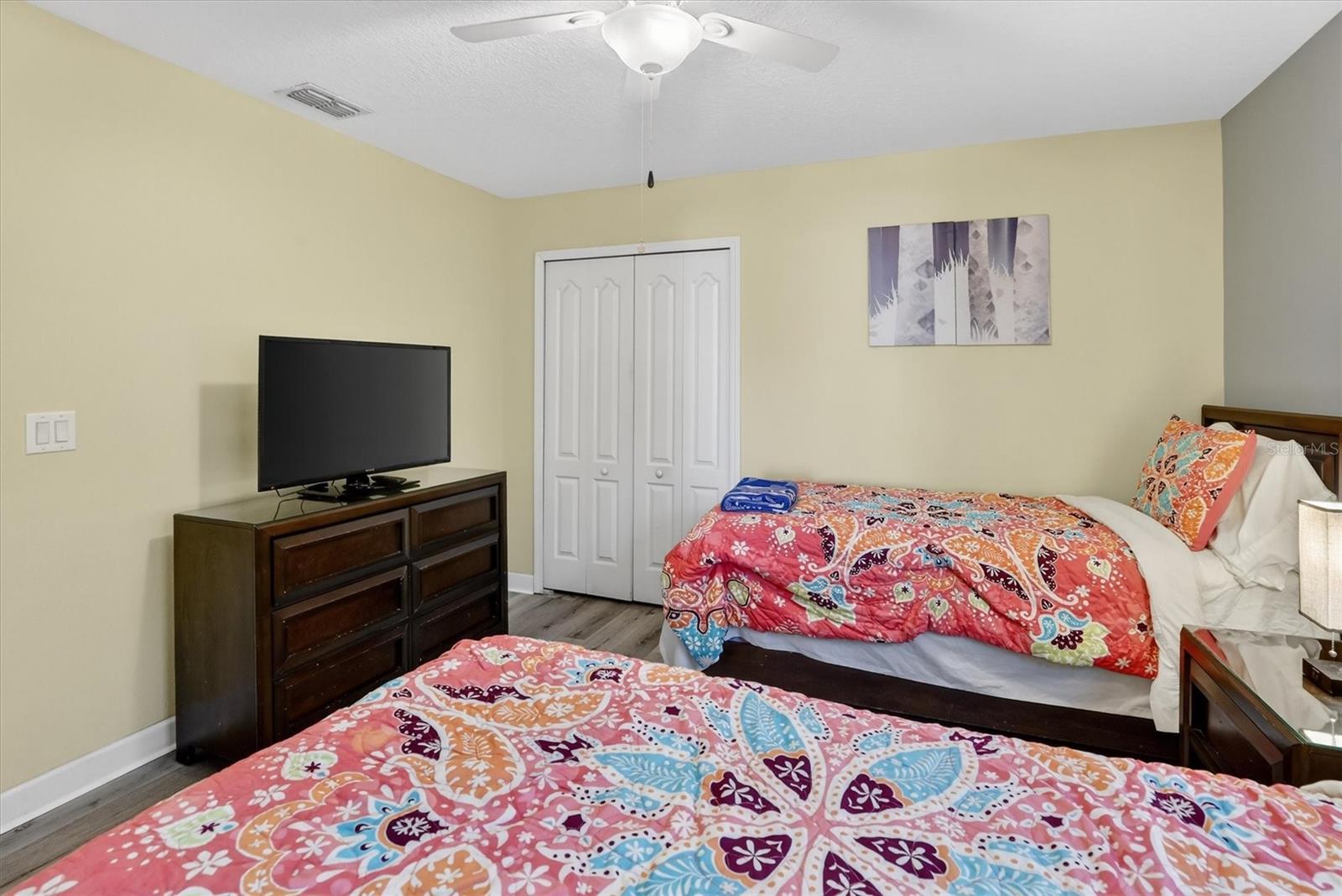 Image 62 of 100 For 9107 El Caro Lane