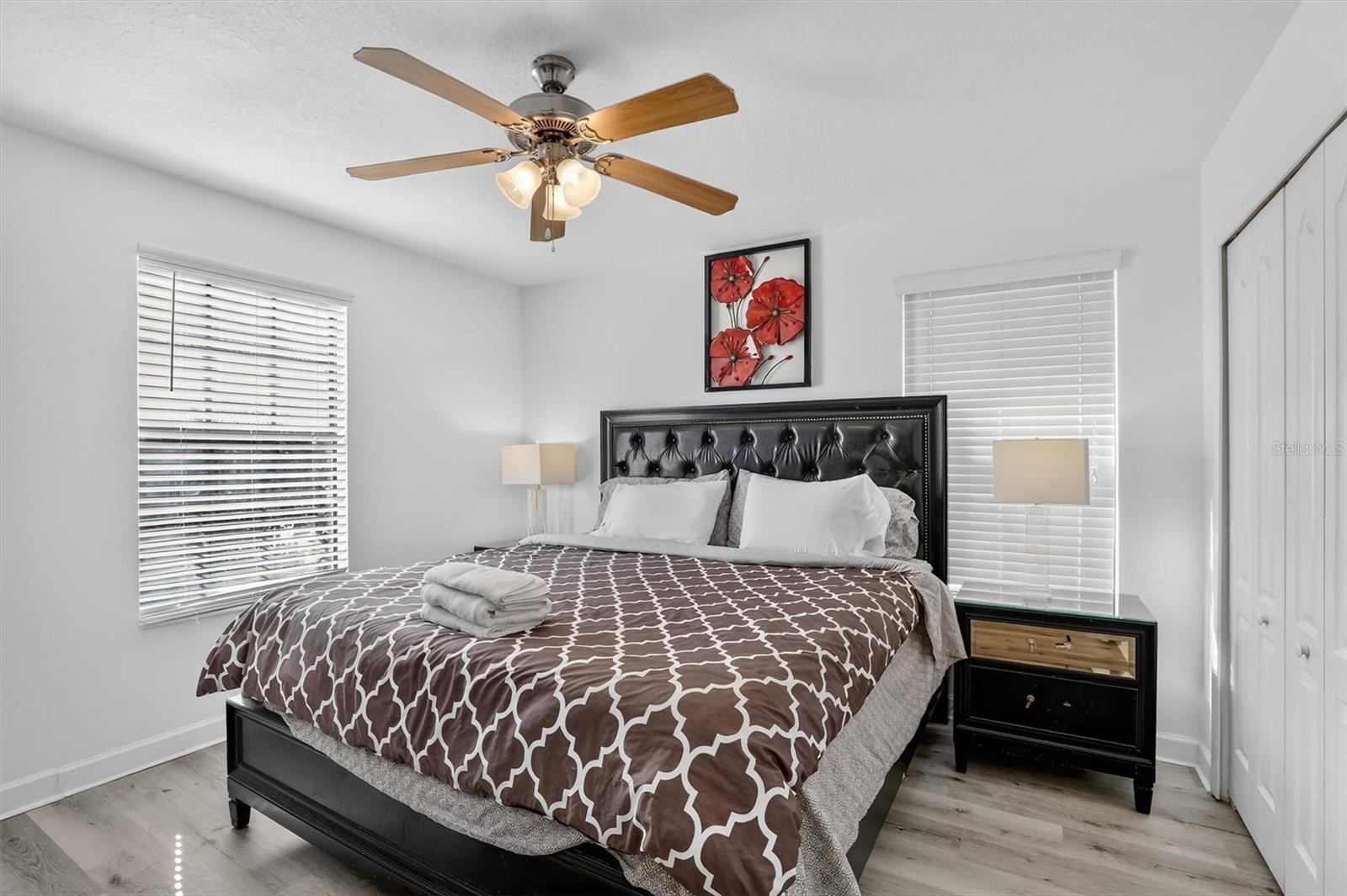 Image 71 of 100 For 9107 El Caro Lane